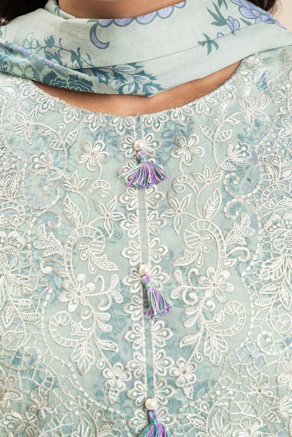 3 PIECE EMBROIDERED LAWN SUIT-HAZE ICE (UNSTITCHED)