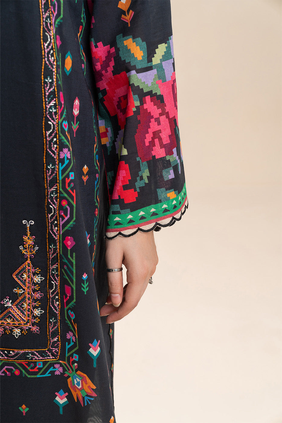 3 PIECE EMBROIDERED LAWN SUIT-BLACK OPULENCE (UNSTITCHED)