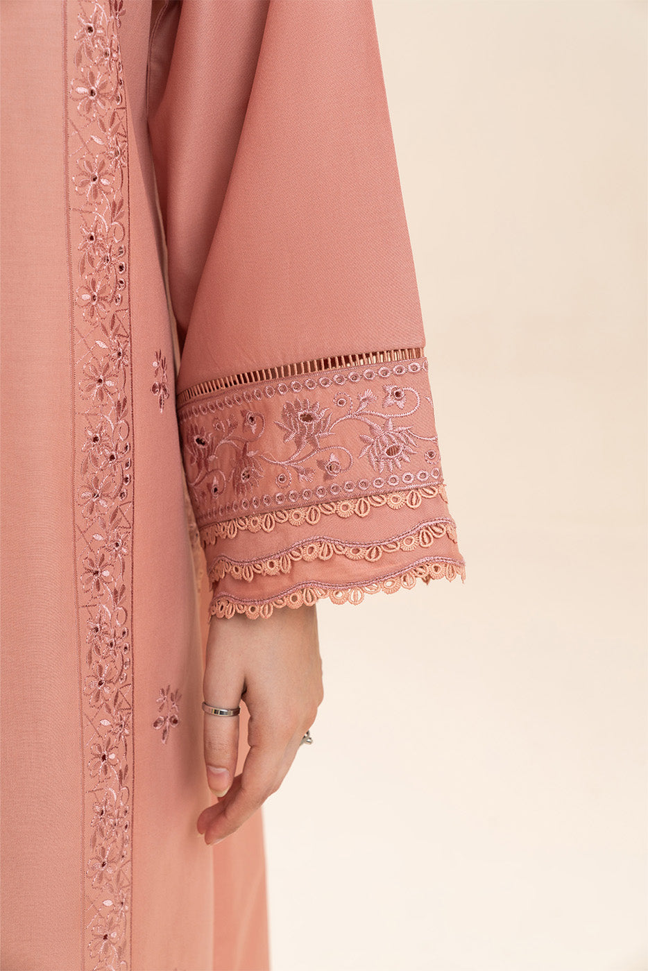3 PIECE EMBROIDERED LAWN SUIT-CREAM PEACH (UNSTITCHED)
