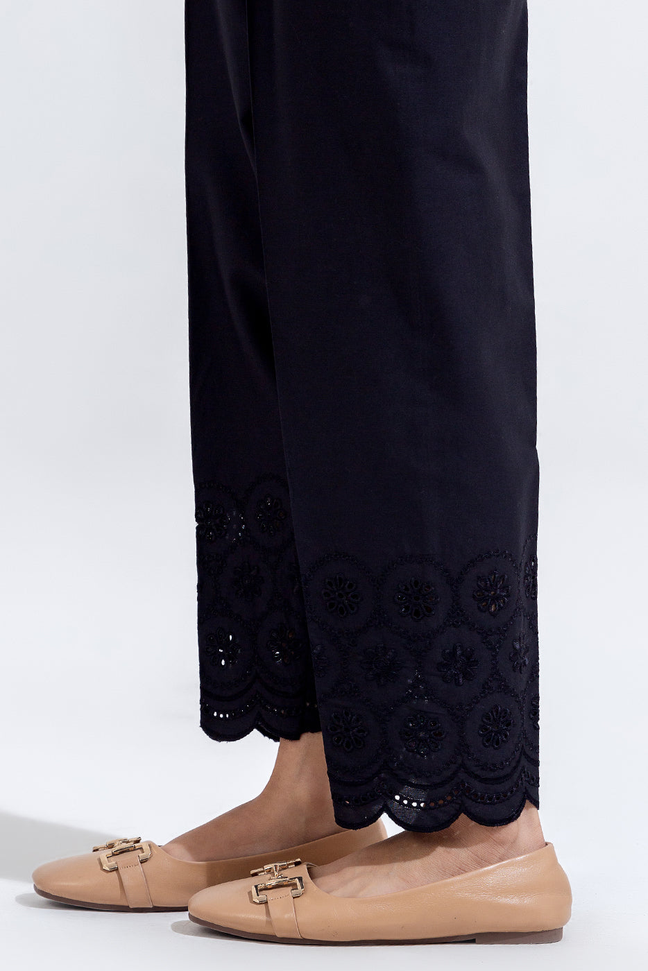 STRAIGHT PANTS