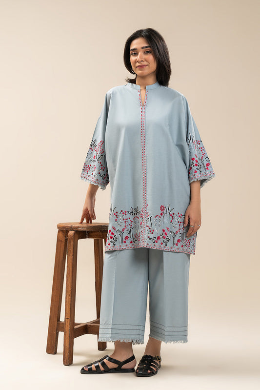 2 PIECE EMBROIDERED CAMBRIC SUIT (PRET)