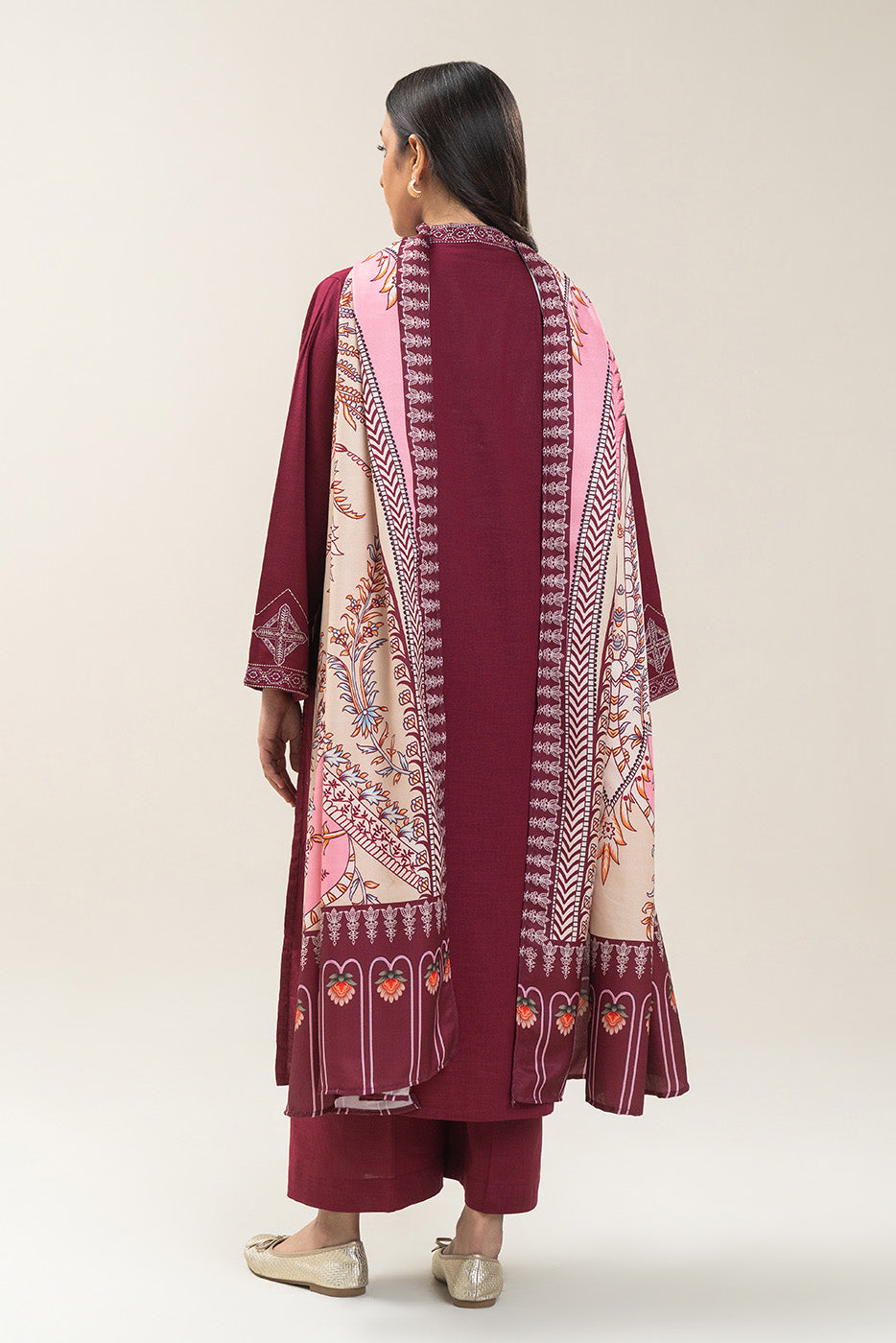 3 PIECE EMBROIDERED SLUB KHADDAR SUIT (PRET)