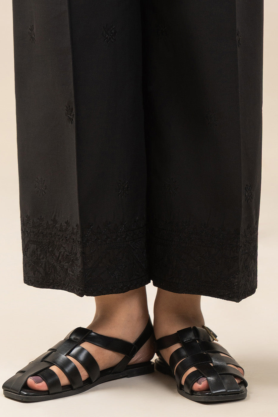 EMBROIDERED CULOTTE PANTS
