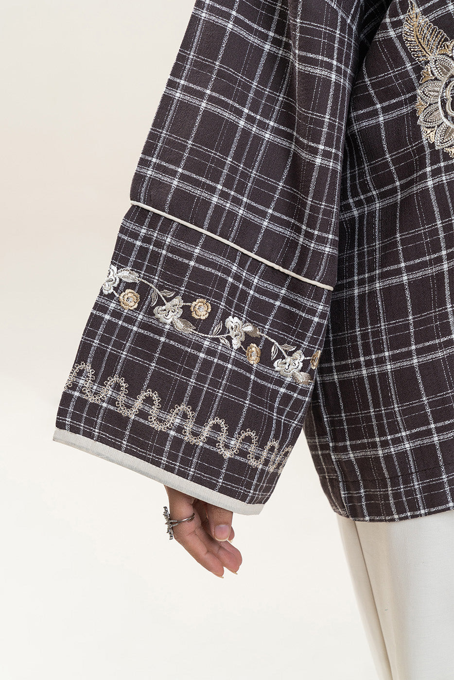 EMBROIDERED DOBBY TOP (PRET)