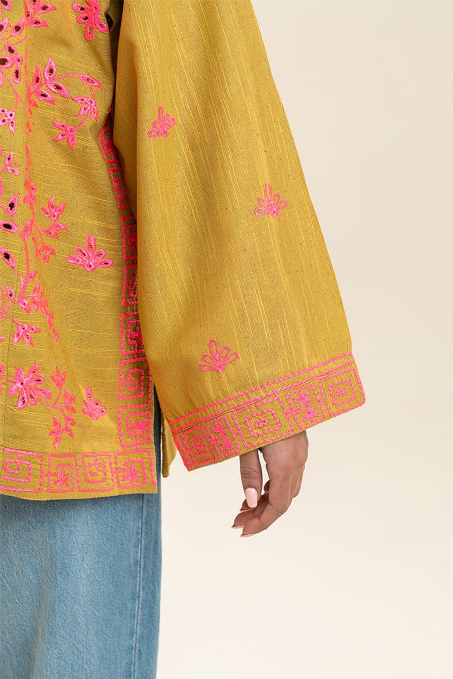 EMBROIDERED MULTI NEPS TOP (PRET)