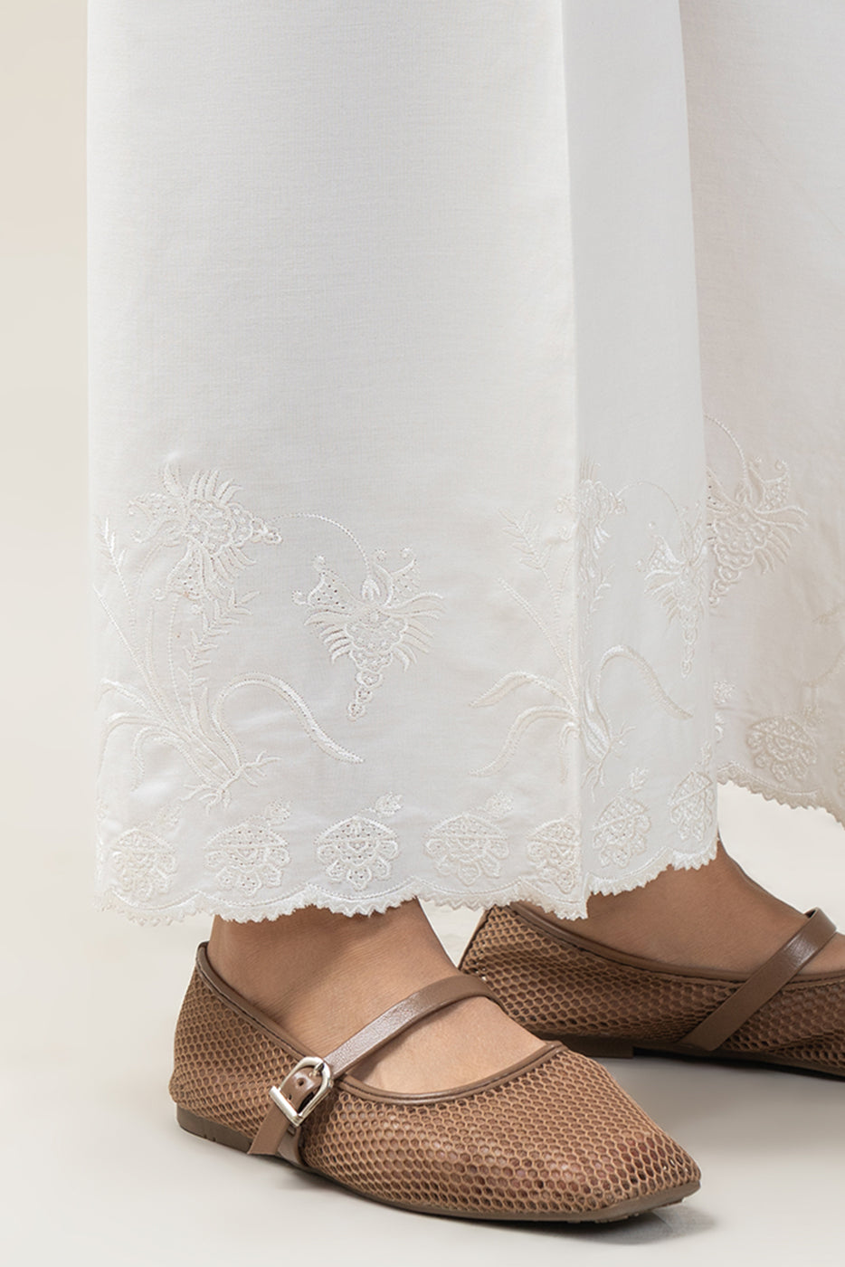 EMBROIDERED CULOTTE PANTS