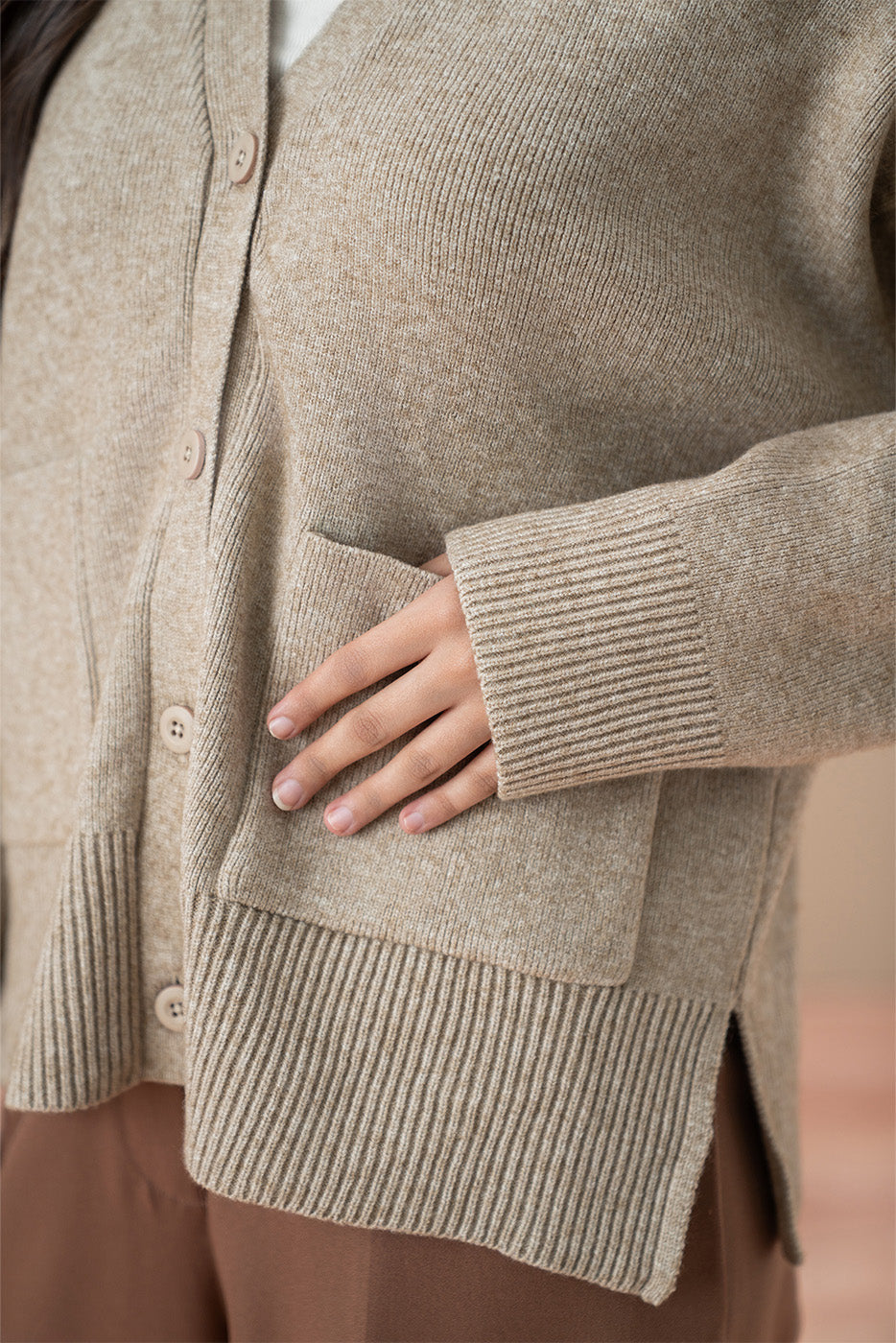 SIDE SLIT V-NECK CARDIGAN