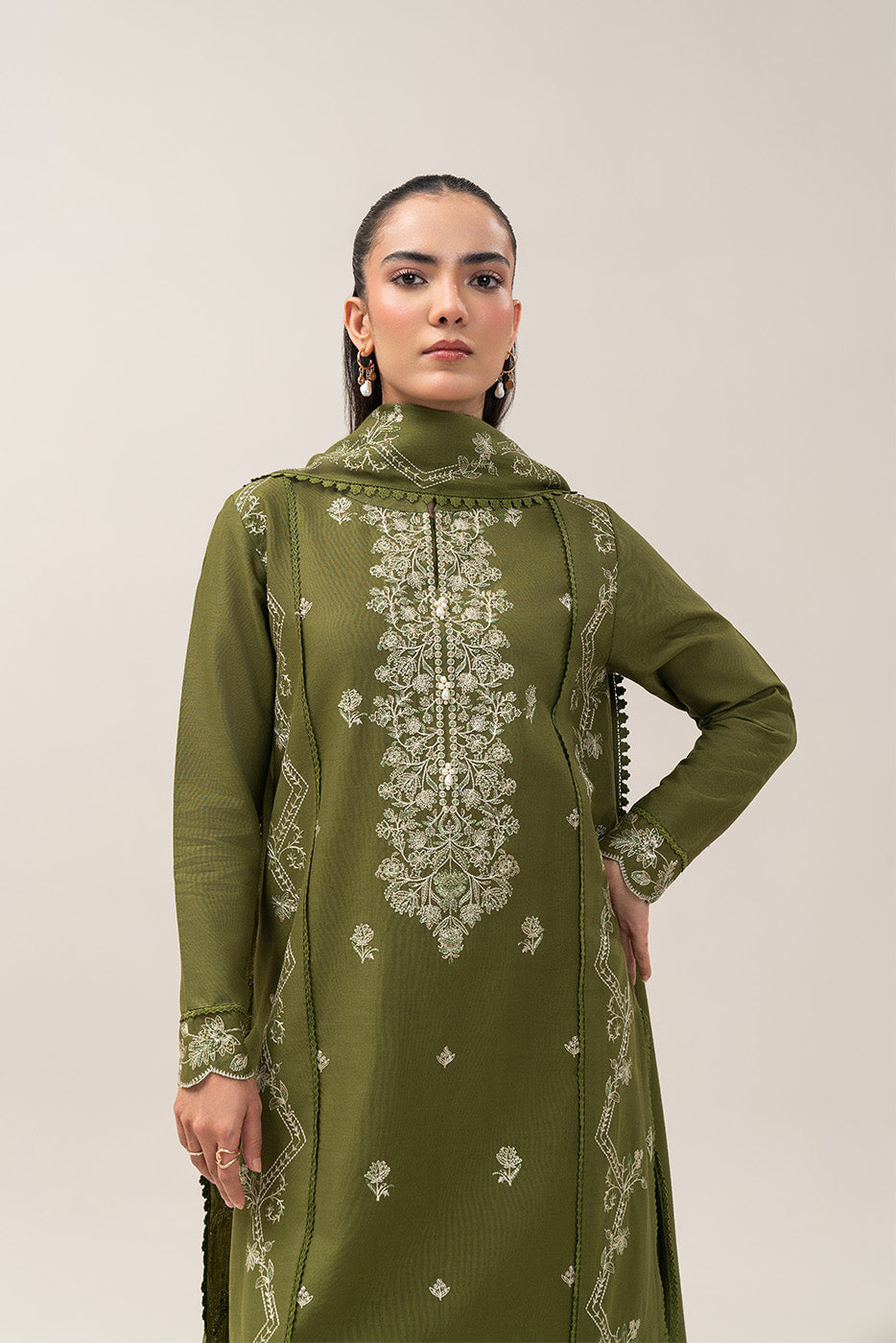 3 PIECE EMBROIDERED KHADDAR SUIT-VENOM FERN (UNSTITCHED)