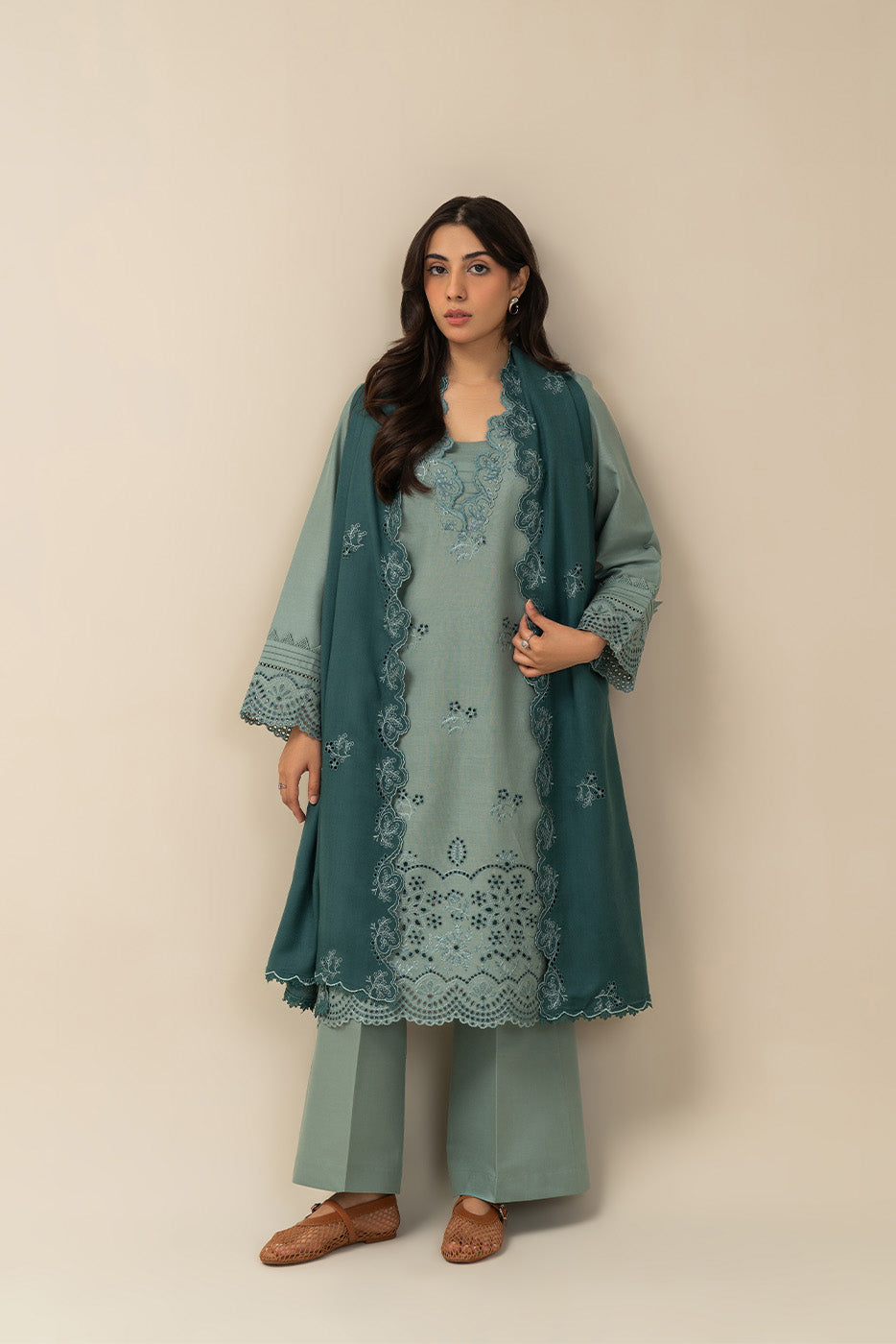3 PIECE EMBROIDERED SLUB KHADDAR SUIT-MYSTIC MINT (UNSTITCHED)