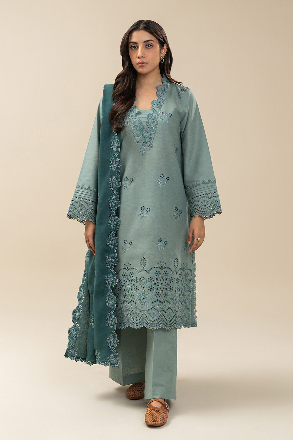 3 PIECE EMBROIDERED SLUB KHADDAR SUIT-MYSTIC MINT (UNSTITCHED)
