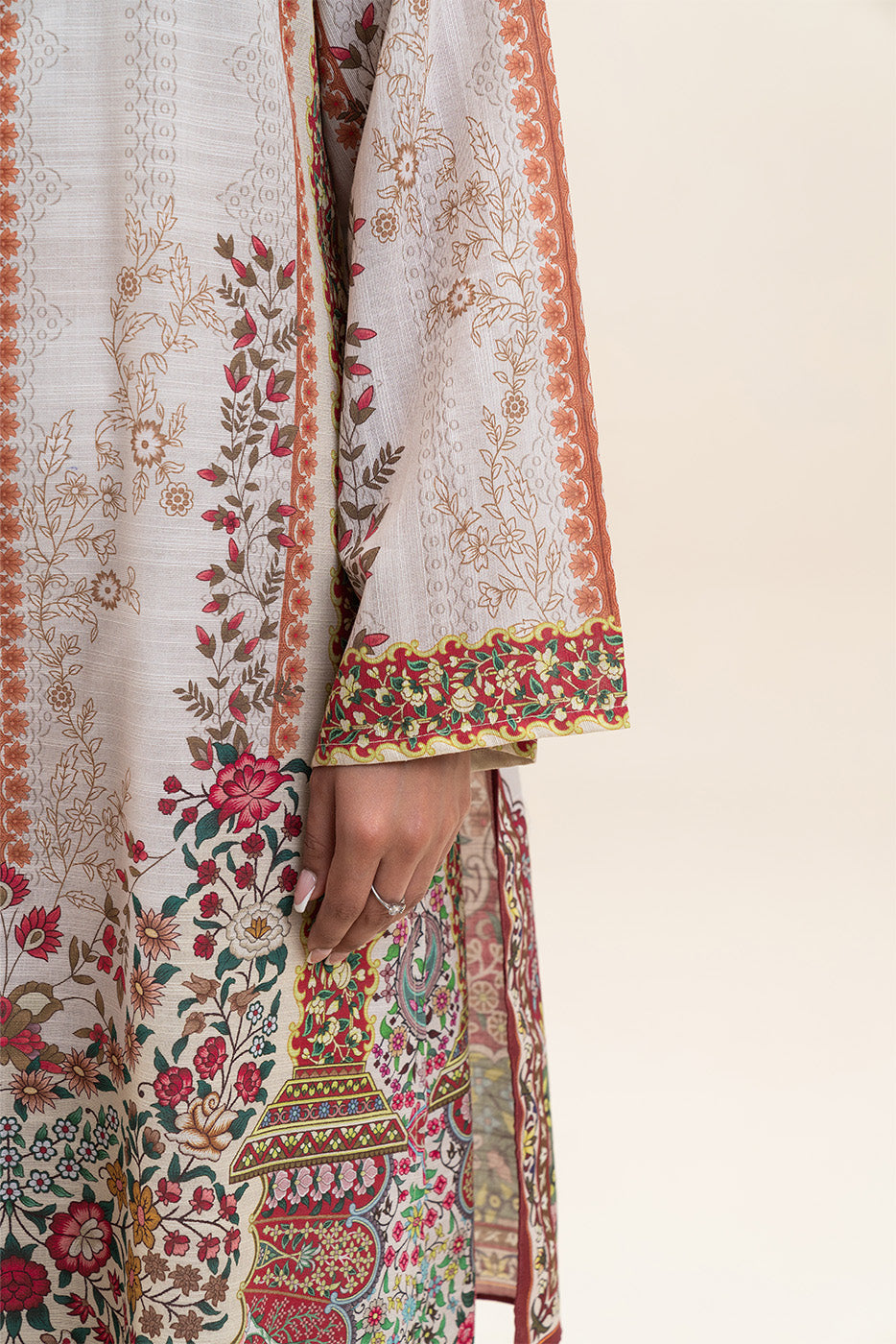 3 PIECE PRINTED SLUB KHADDAR SUIT-WHITE ALLURE