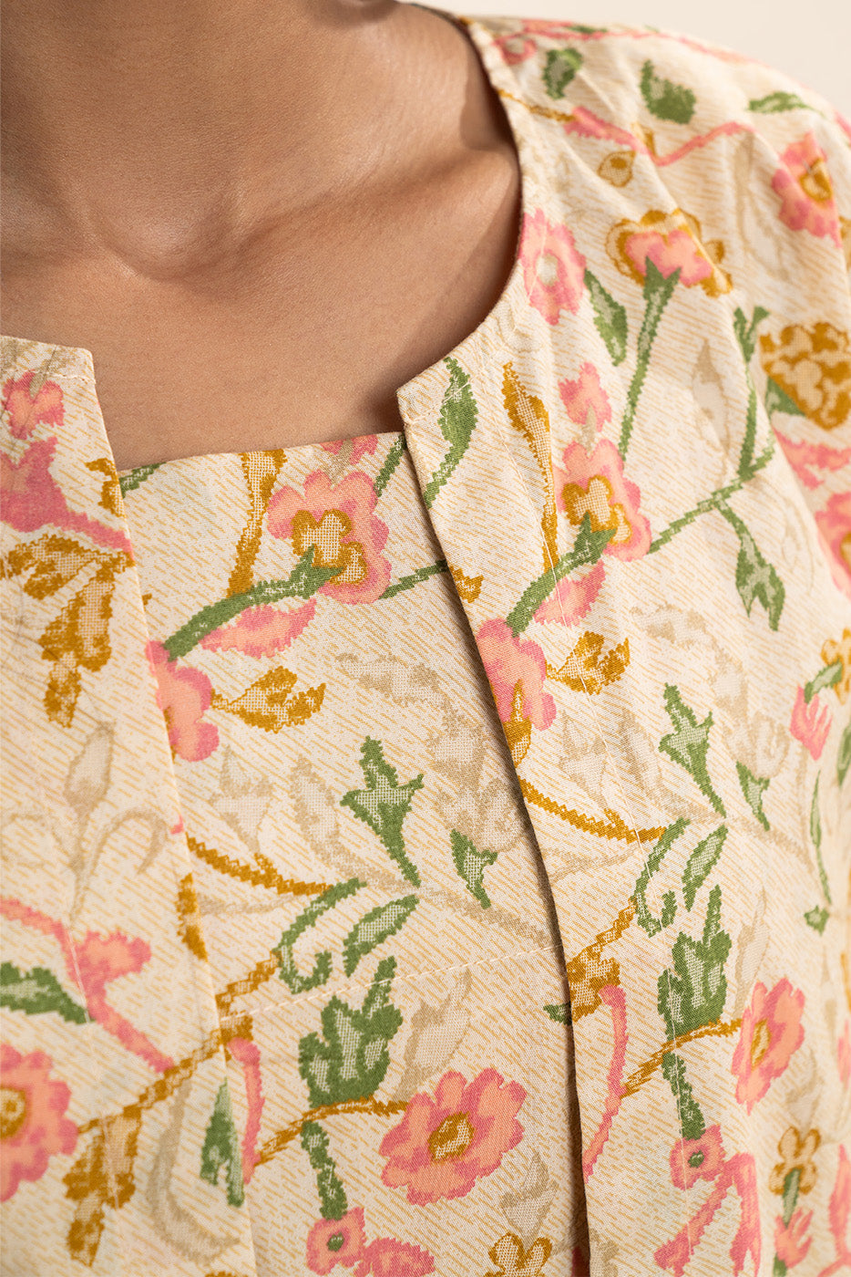 2 PIECE PRINTED CAMBRIC SUIT-BISQUE BLOOM (UNSTITCHED)