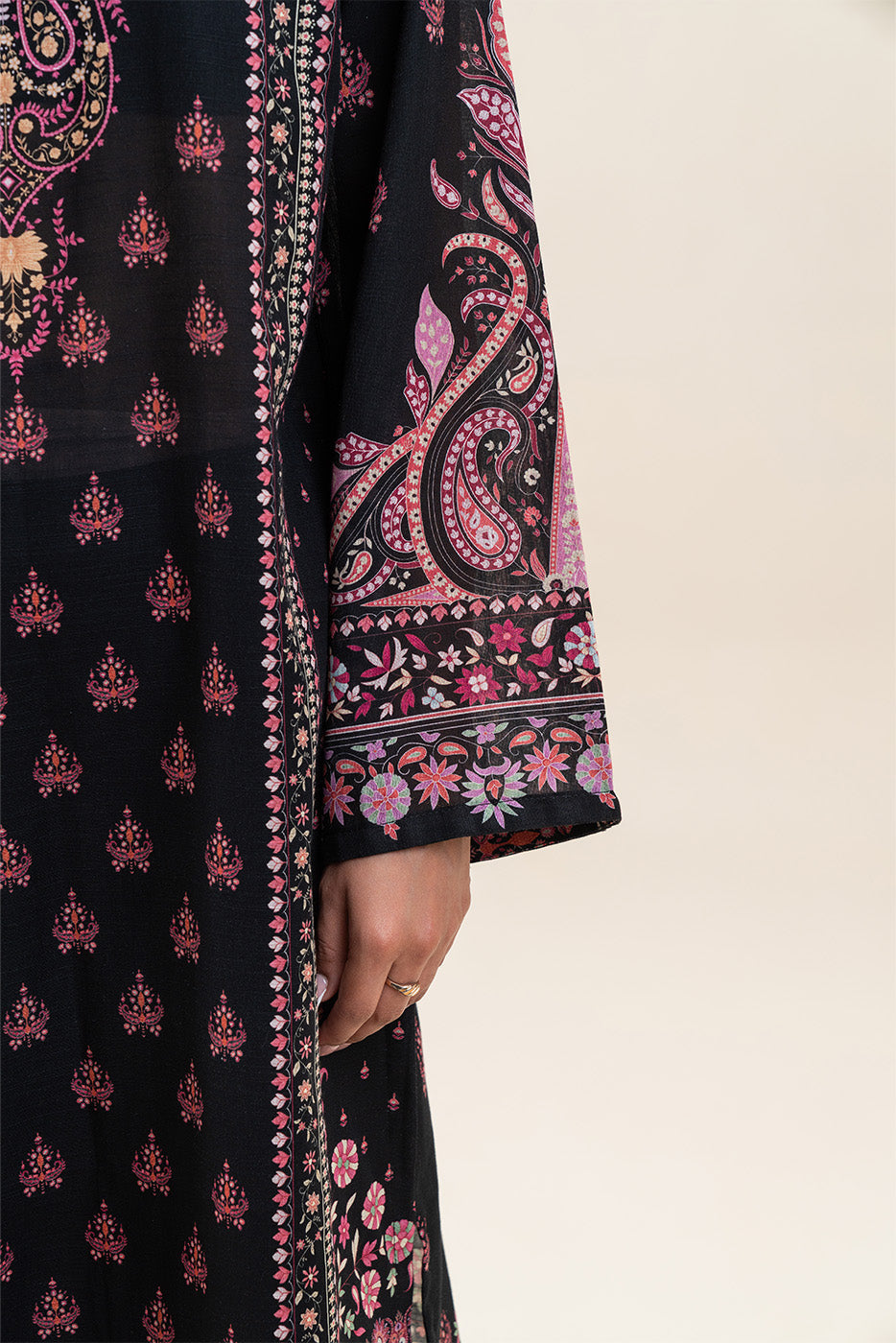 3 PIECE PRINTED SLUB KHADDAR SUIT-EBONY BLING