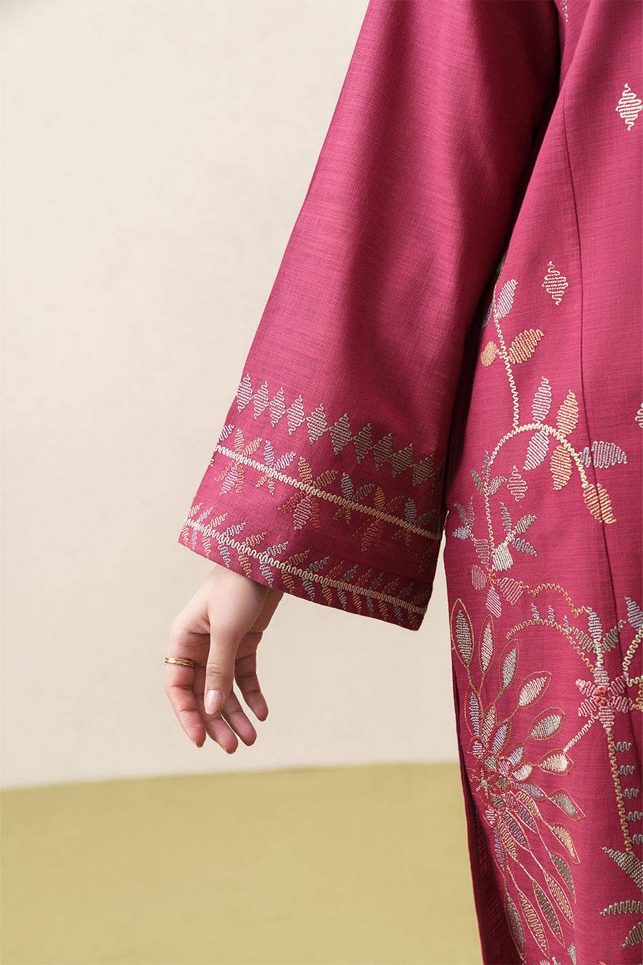 EMBROIDERED TWO WAY SLUB SHIRT (PRET)