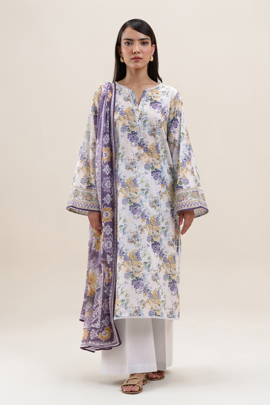 3 PIECE PRINTED LAWN SUIT-FLORET MUSK (UNSTITCHED)