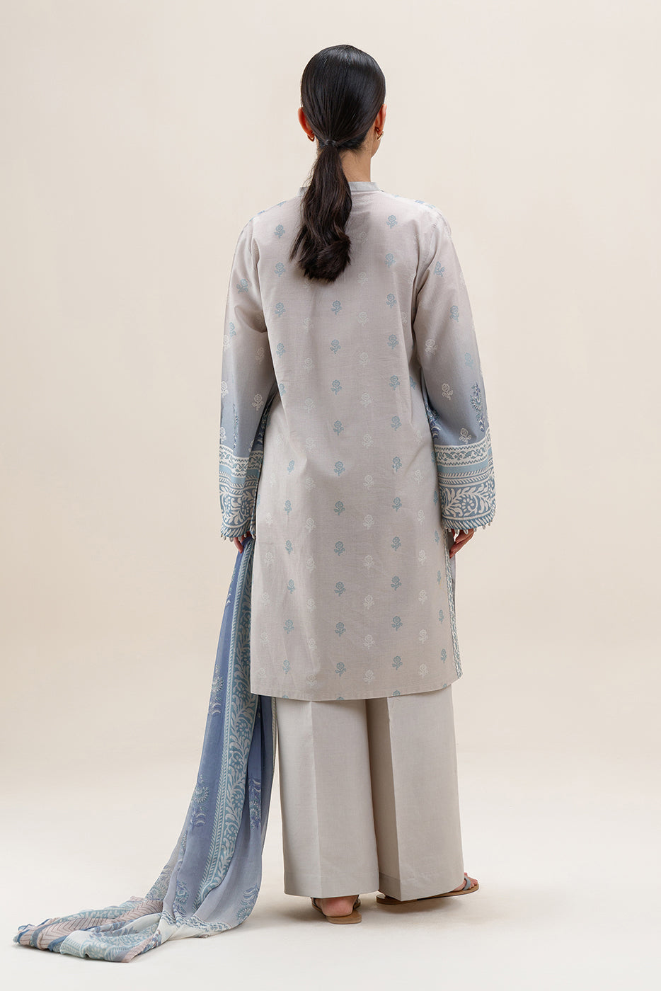 3 PIECE PRINTED LAWN SUIT-PASTEL PEARL (UNSTITCHED)