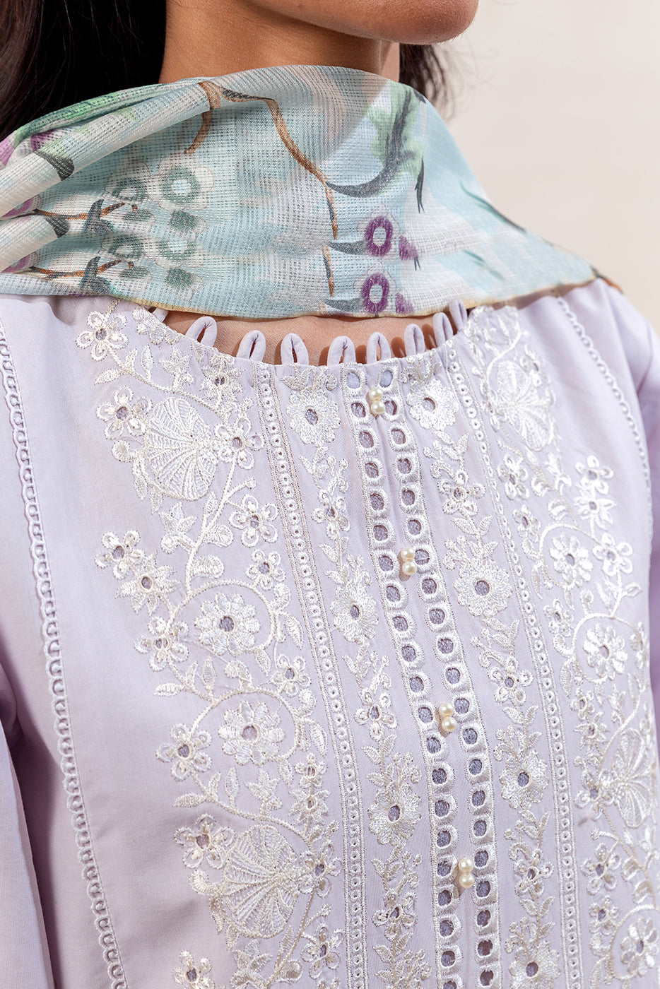 3 PIECE EMBROIDERED LAWN SUIT-FAIR LILAC (UNSTITCHED)