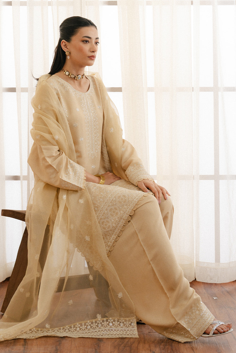 3 PIECE EMBROIDERED RAW SILK SUIT (LUXURY-PRET)