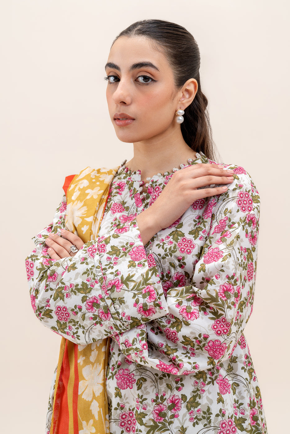 2 PIECE PRINTED LAWN SUIT-IVORY GARDEN (UNSTITCHED)