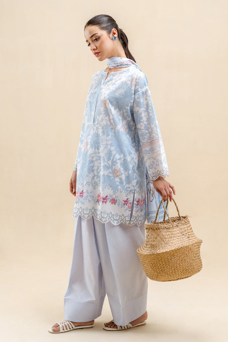 3 PIECE PRINTED LAWN SUIT-CERULEAN FLUORESCENCE (UNSTITCHED)