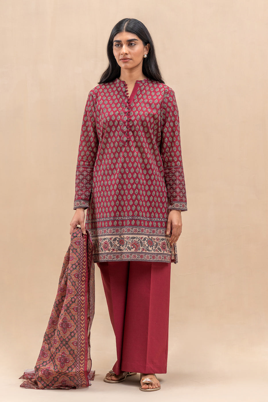 3 PIECE PRINTED LAWN SUIT-SCARLET MIST (UNSTITCHED)