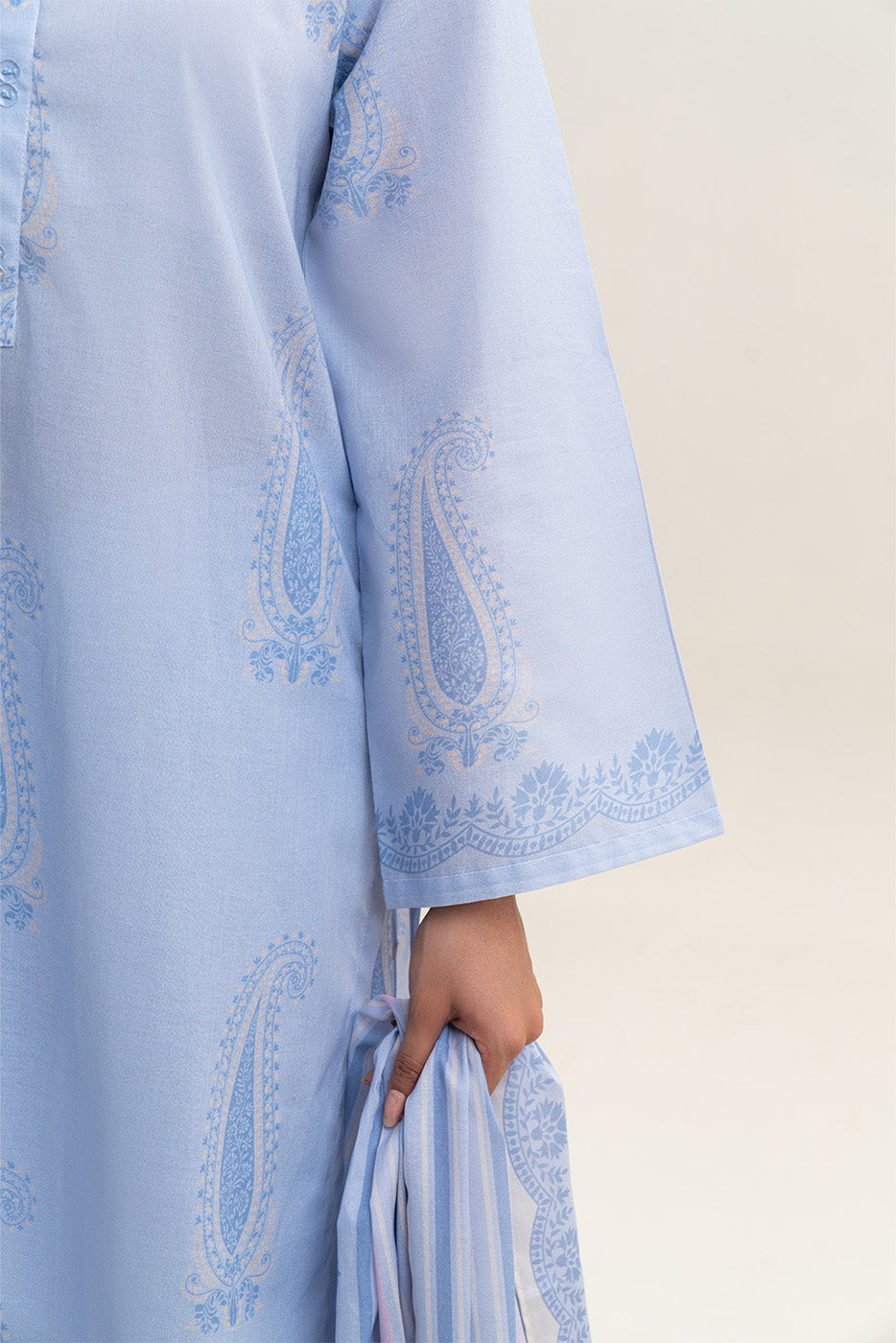 3 PIECE PRINTED LAWN SUIT-LAVENDER BLUE (UNSTITCHED)
