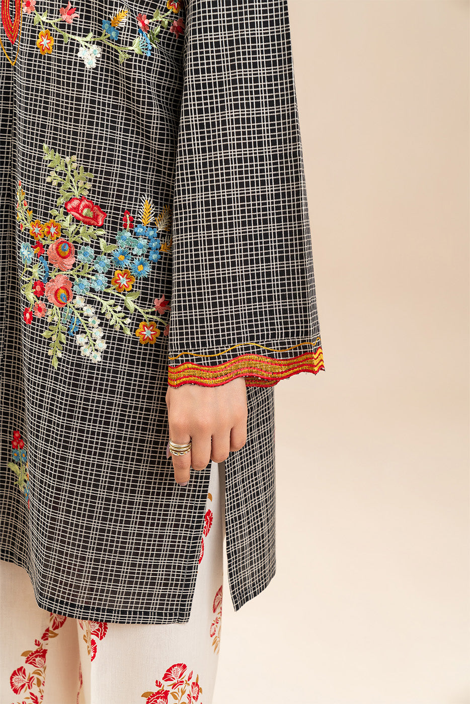 2 PIECE EMBROIDERED DORIA SUIT (PRET)