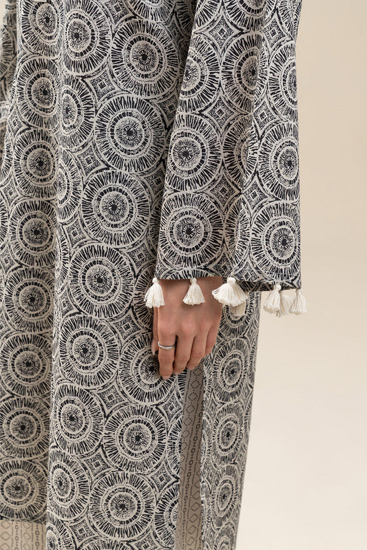 2 PIECE PRINTED KHADDAR SUIT (PRET)