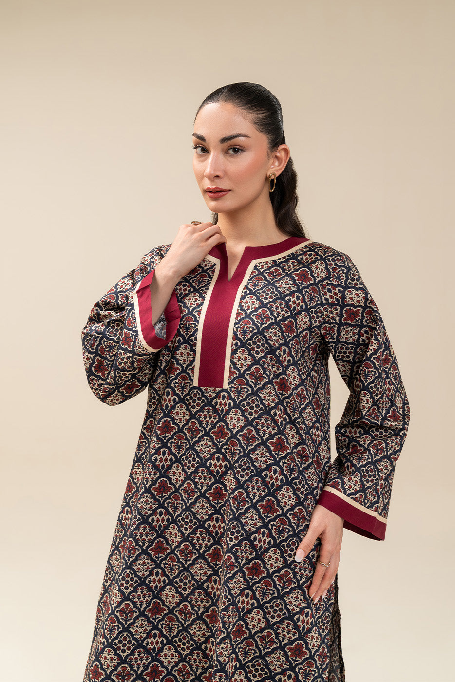 2 PIECE PRINTED CAMBRIC SUIT (PRET)