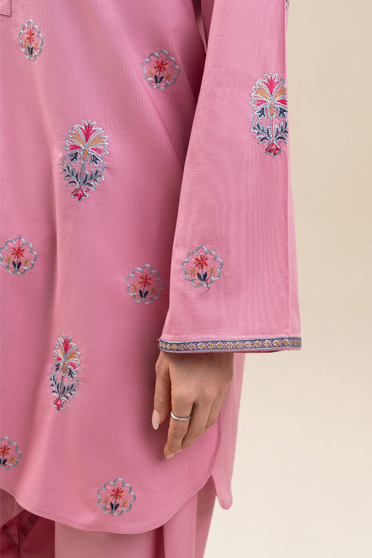 2 PIECE EMBROIDERED CAMBRIC SUIT (PRET)