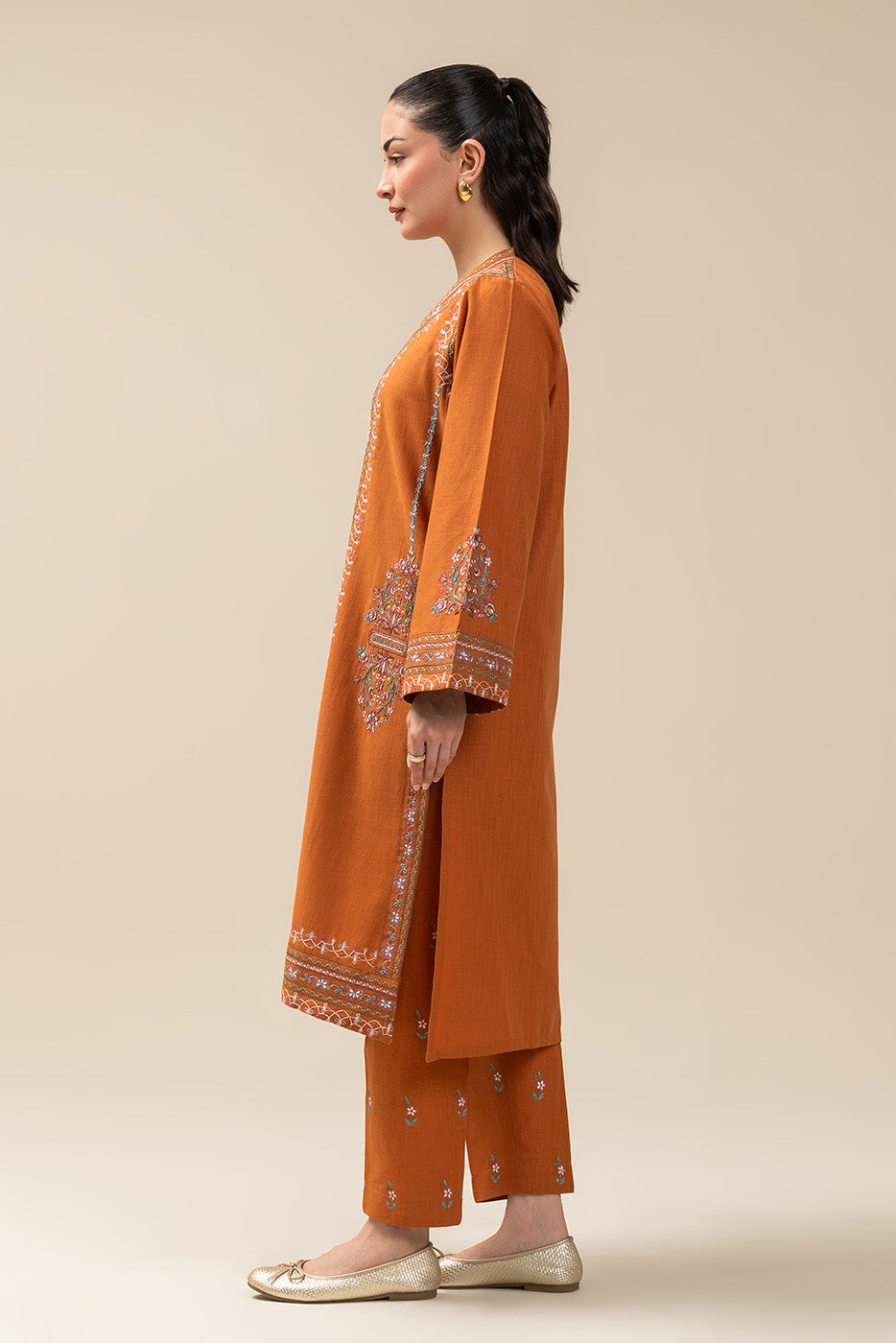 2 PIECE EMBROIDERED SLUB KHADDAR SUIT (PRET)