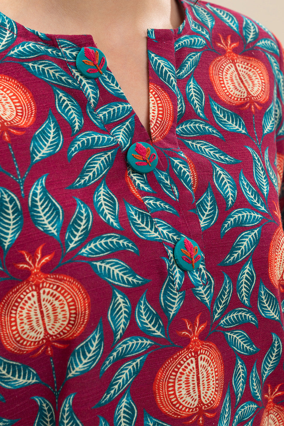 2 PIECE PRINTED KHADDAR SUIT (PRET)