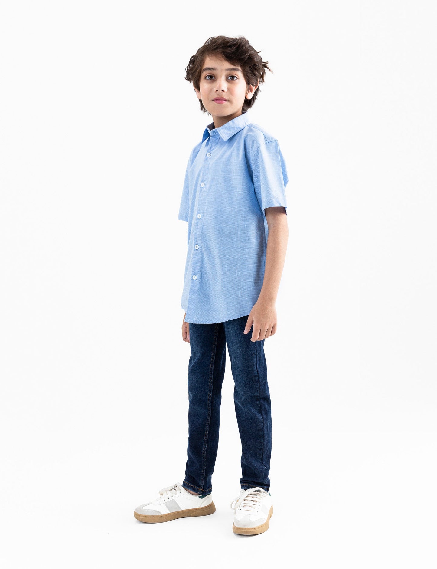 BASIC BUTTON DOWN SHIRT