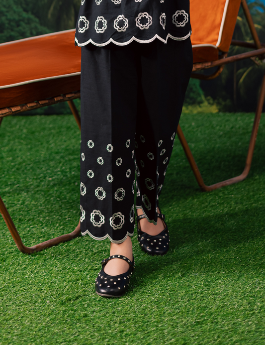 FLORAL EMBROIDERED TROUSER