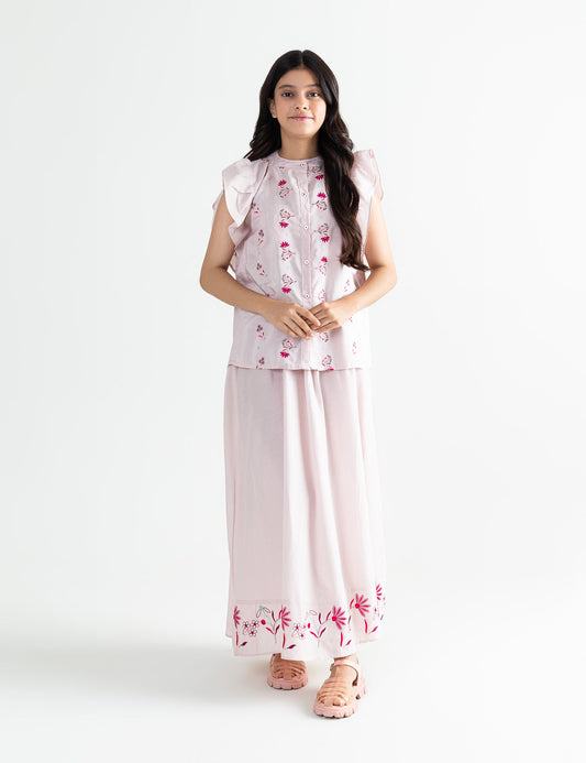 FLORAL EMBROIDERD TOP