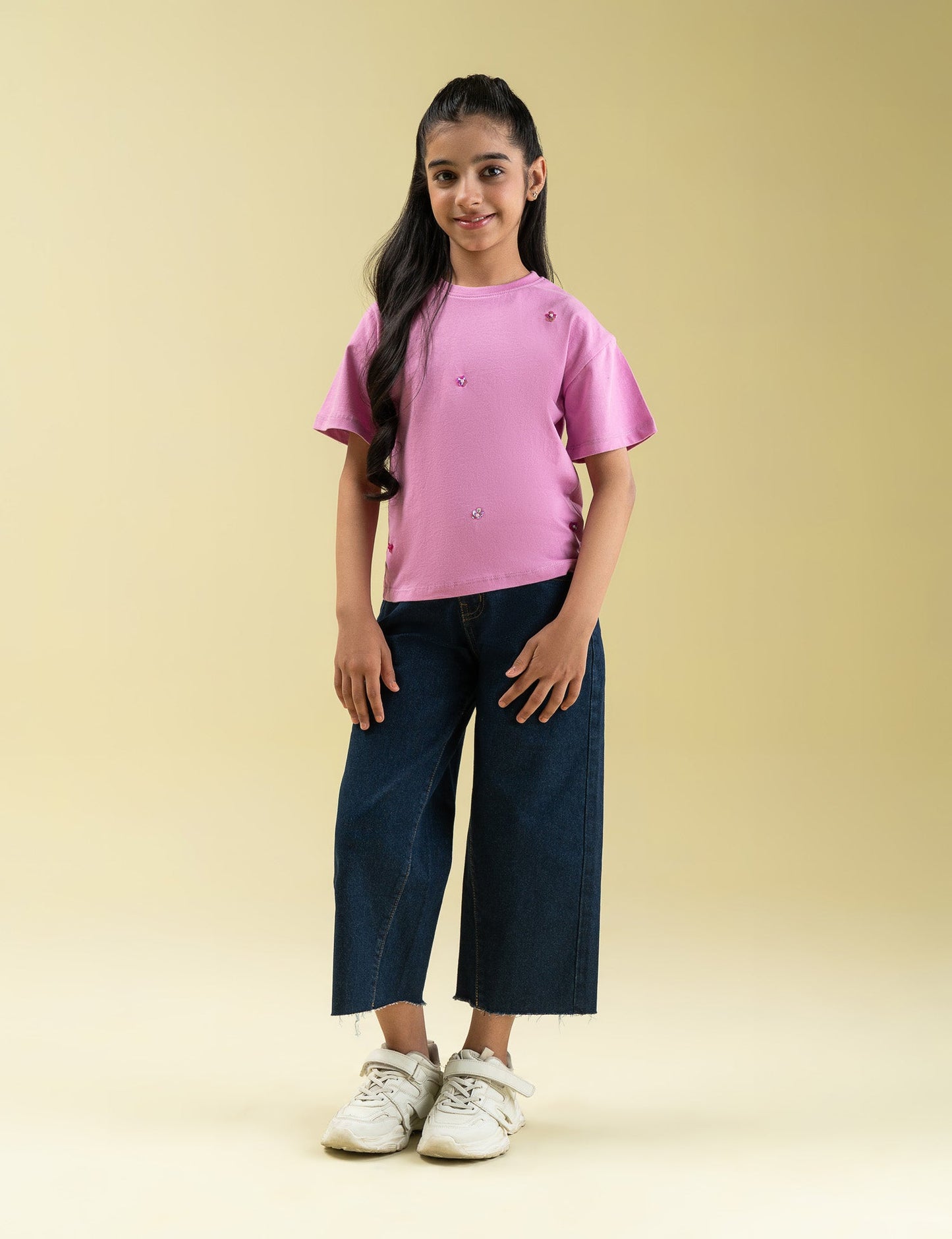 EMBELLISHED T-SHIRT