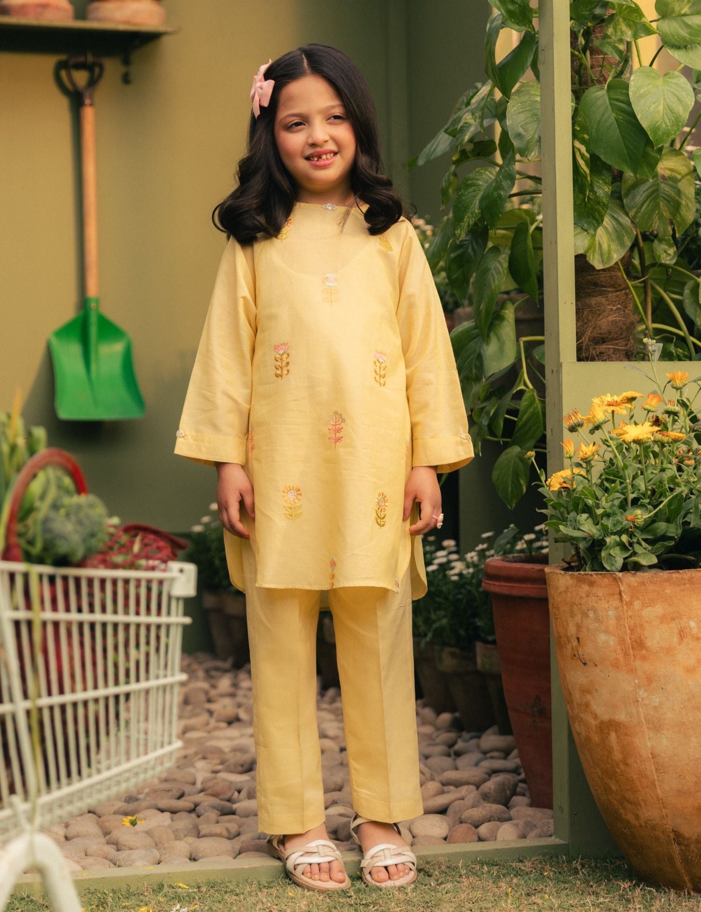 2 PIECE FLORAL EMBROIDERED SUIT