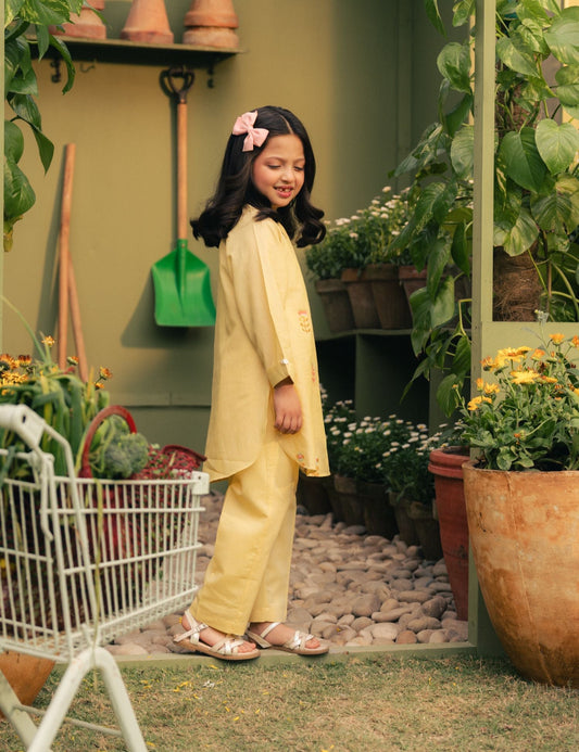 2 PIECE FLORAL EMBROIDERED SUIT