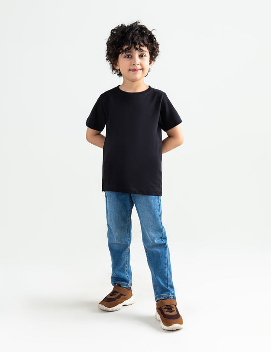 BASIC T-SHIRT
