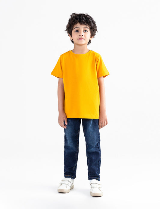 BASIC T-SHIRT