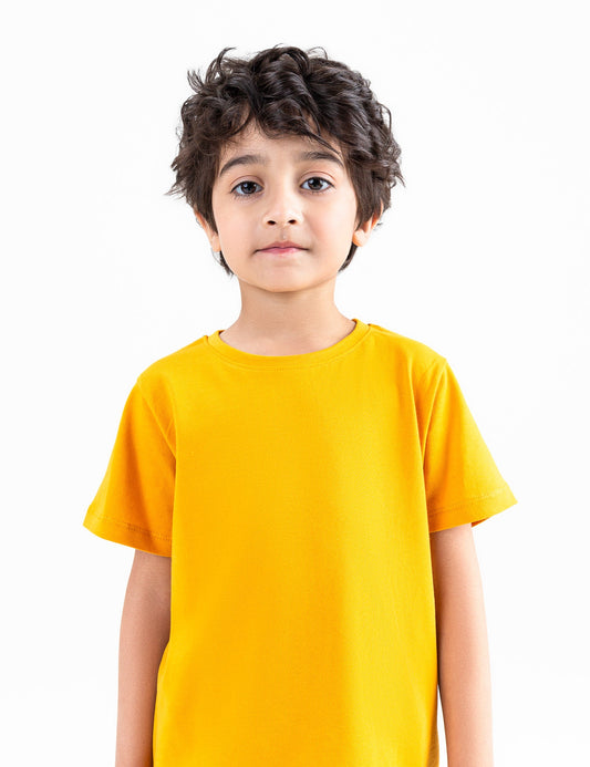 BASIC T-SHIRT