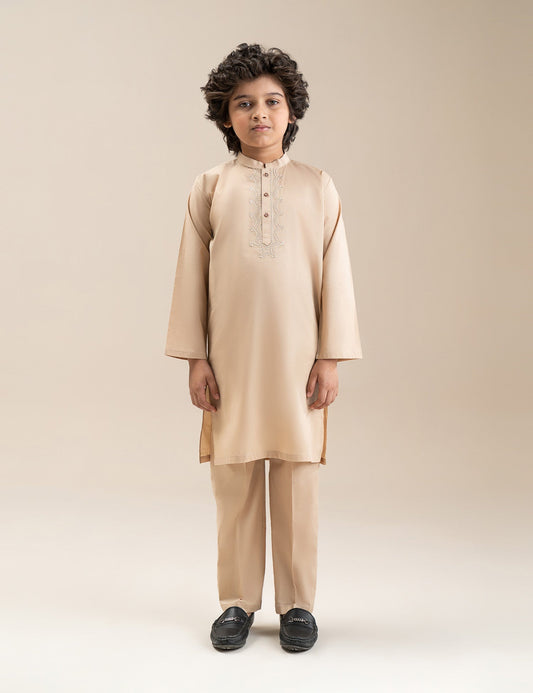 2 PIECE EMBROIDERED SUIT