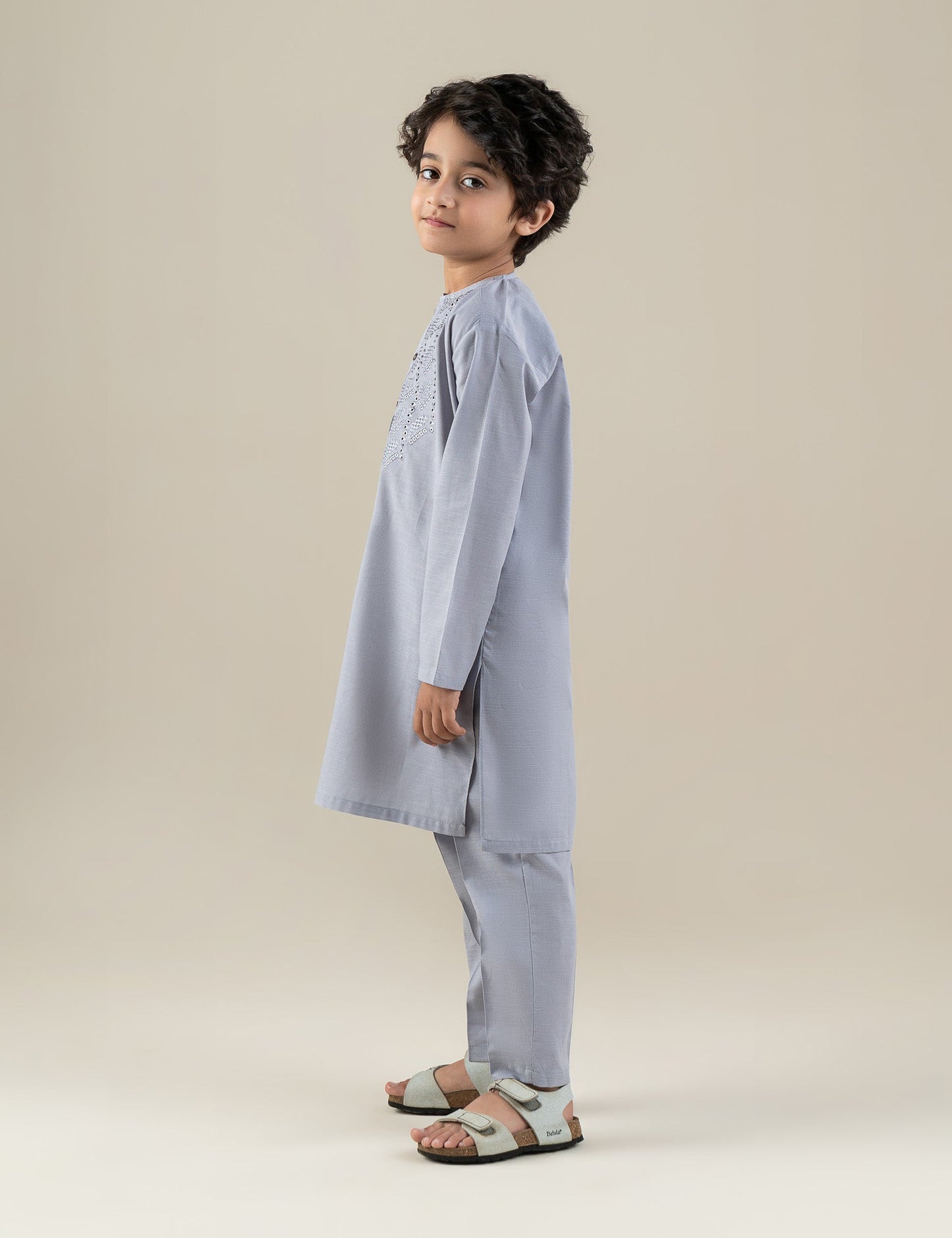 2 PIECE CLASSIC EMBROIDERED SUIT