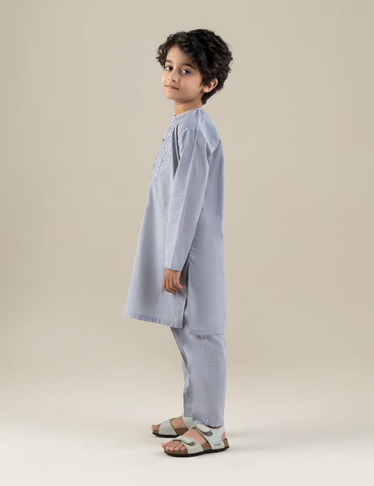 2 PIECE CLASSIC EMBROIDERED SUIT