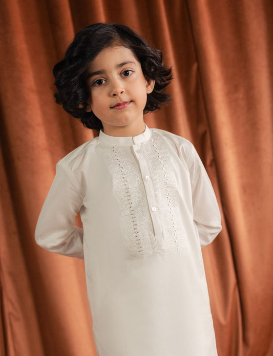 2 PIECE CLASSIC EMBROIDERED SUIT