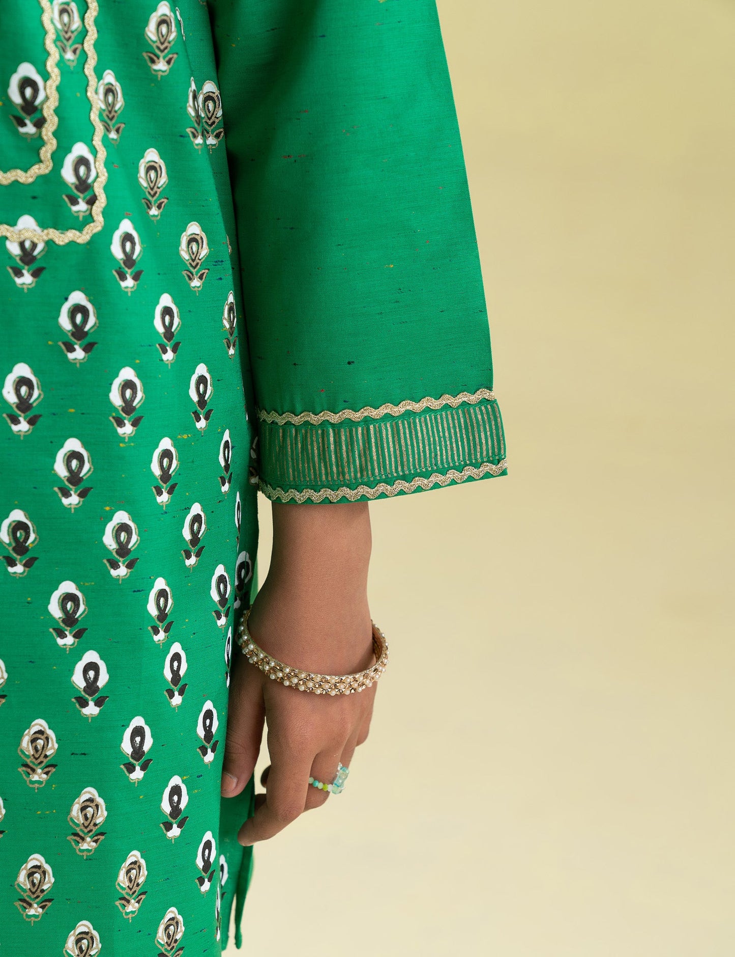 2 PIECE ETHNIC BLOCK PRINTED SUIT