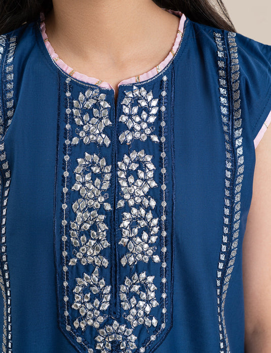 2 PIECE SLEEVELESS ETHNIC EMBROIDERED SUIT