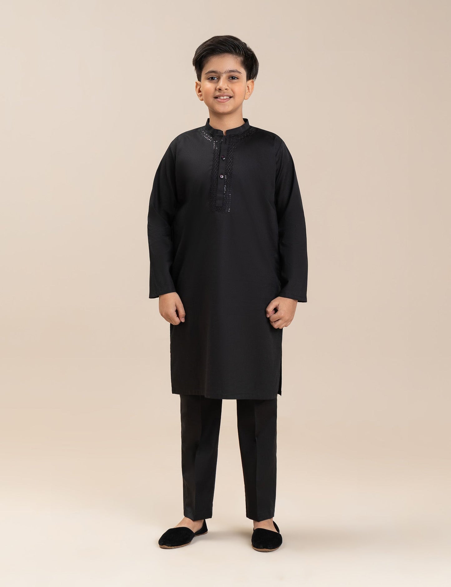 2 PIECE TEXTURED EMBROIDERED SUIT