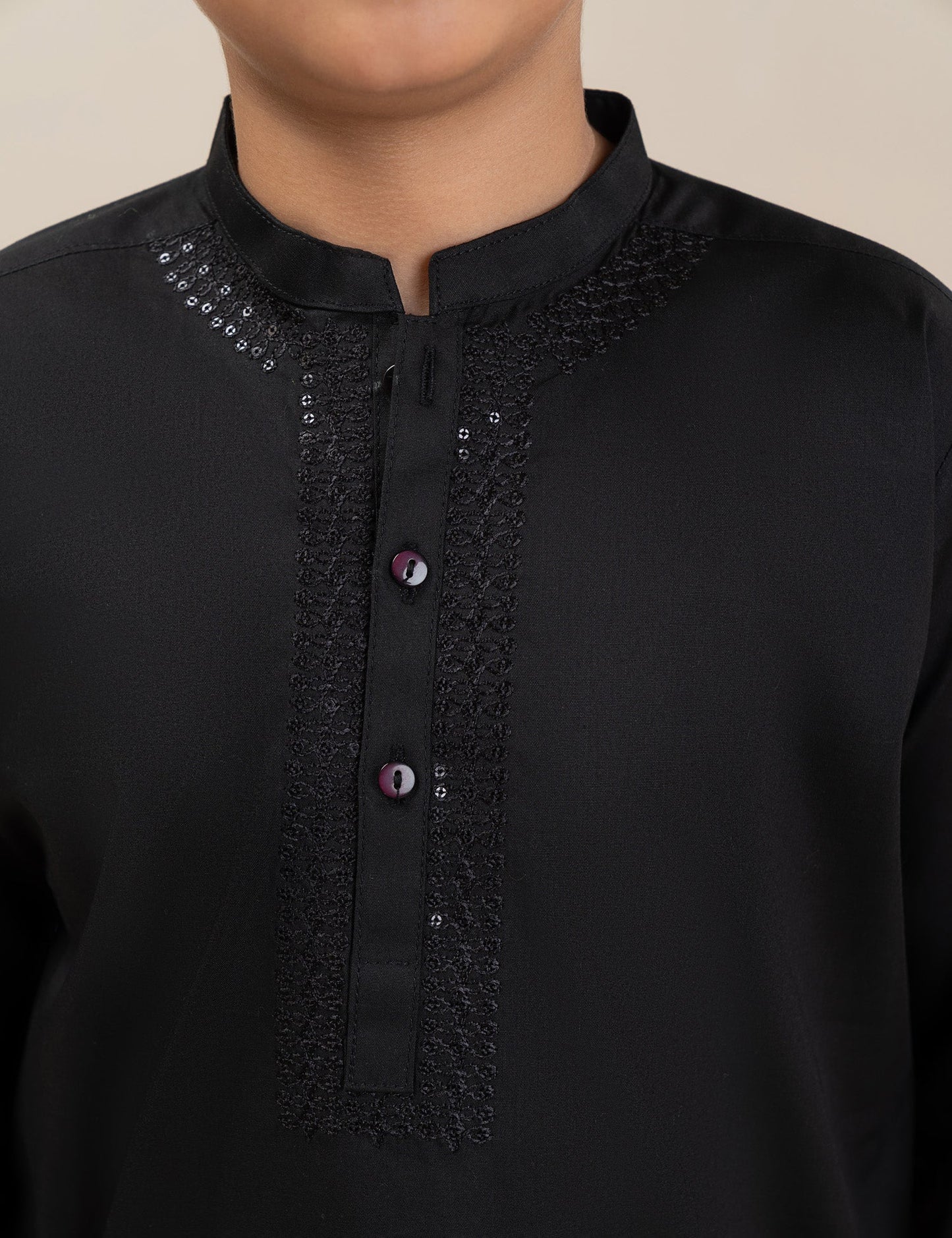 2 PIECE TEXTURED EMBROIDERED SUIT