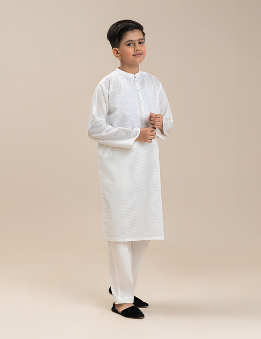 2 PIECE TEXTURED EMBROIDERED SUIT